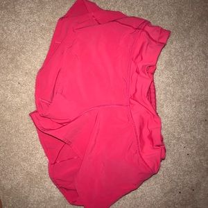 Pink Lululemon speed up short